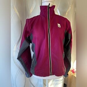 Descente waterproof jacket